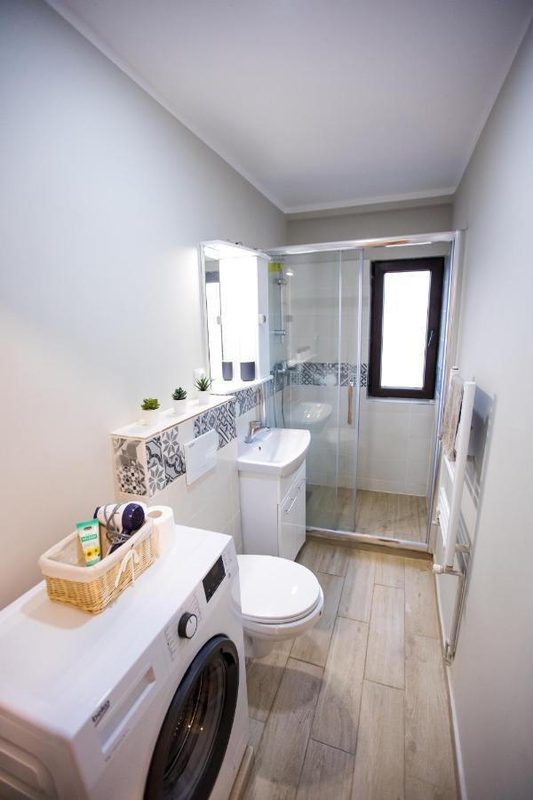 Travel Homzzz Central Apartments - Tusnad Târgu-Mureş Extérieur photo