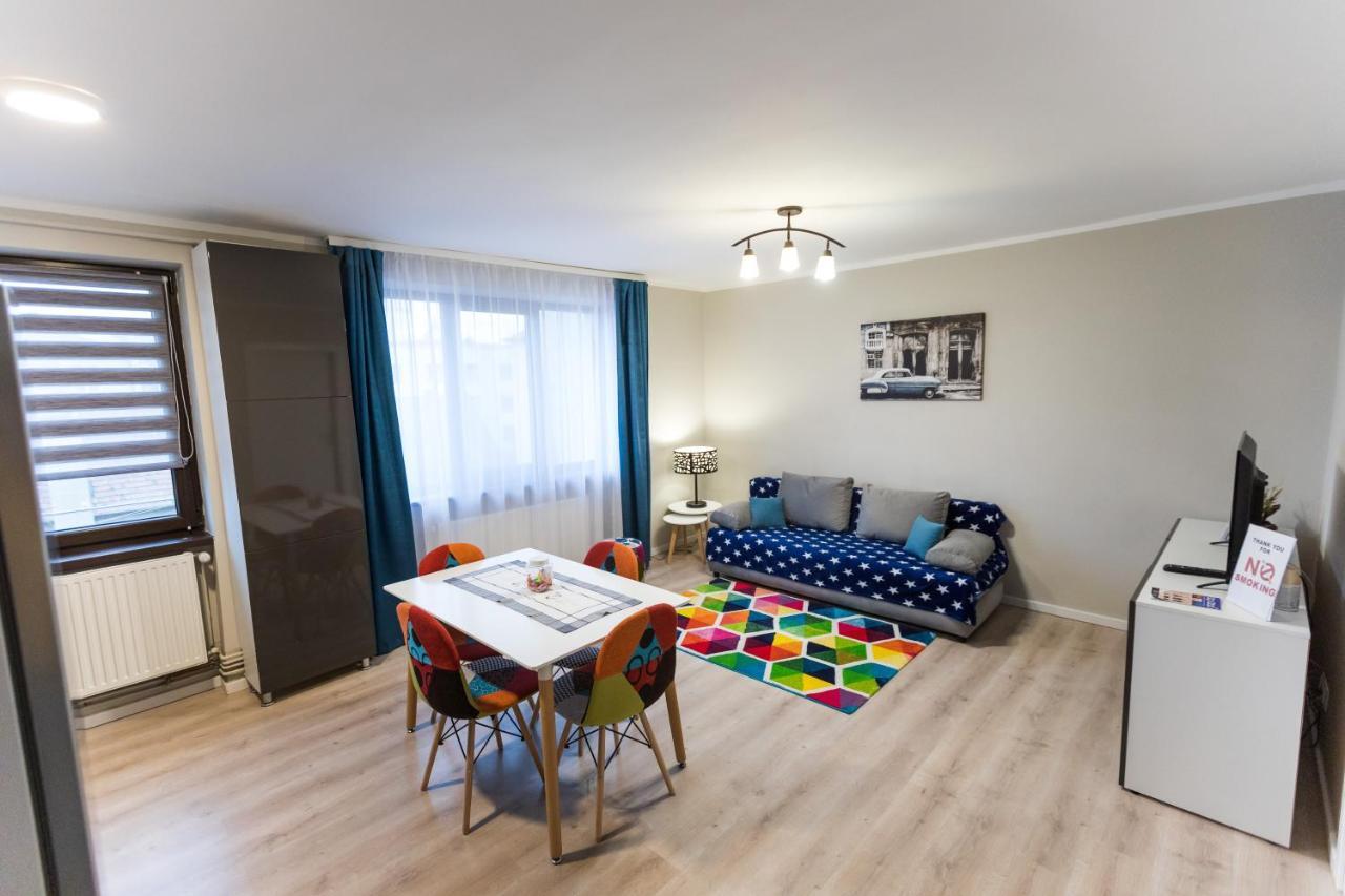 Travel Homzzz Central Apartments - Tusnad Târgu-Mureş Extérieur photo